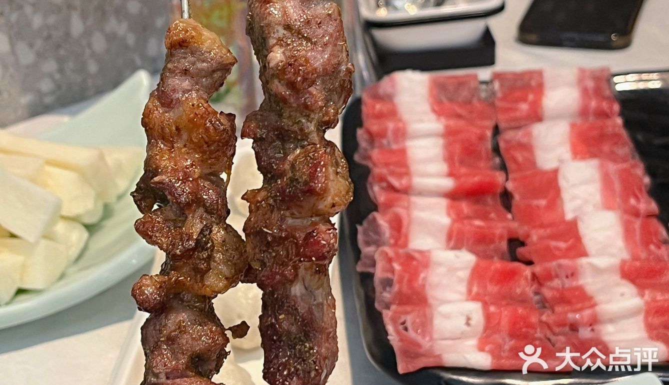 正宗老北京铜炉涮羊肉火锅，地道的人都会吃！ 