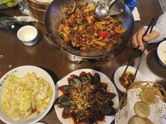 -富正毅三下锅·湘西韵味(天门山索道店)