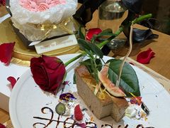 -Mark&Mars Restaurant