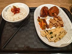 -大食代美食广场(上海中心店)