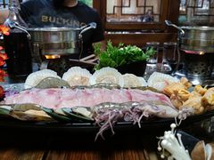 -丽江庭院·云南野生菌·海鲜火锅(鼓楼四合院店)
