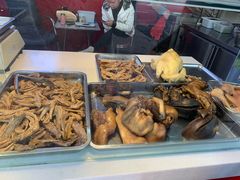-王浩儿纪六孃甜皮鸭(乐山总店)