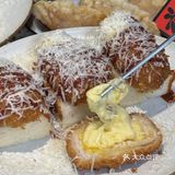 釜山肥牛饭，济州岛墨鱼饭团，还有奶香浓郁的芝士猪排