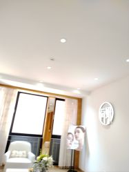 -HEYAN荷妍专业脱毛连锁机构