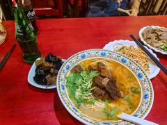 -金杨拉面王小吃面馆·牛三宝面·红烧牛肉粉
