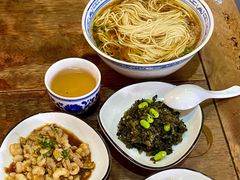 虾仁爆腰花-同得兴 Since·1995 传统苏式面馆(嘉馀坊店)