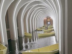 -涨巢·潮玩水疗局