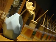 -泰·菩提树下[泰式按摩x精油SPAx肩颈头疗](新景店)