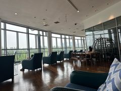 -奔驰北京极光星徽(四元桥店)