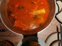-老凯俚酸汤鱼(鸿通城店)