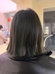 -SALON DE VANHADA