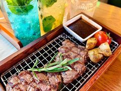 碳烤M3+菲力牛排-Famous肥猫墨西哥音乐餐吧(五棵松华熙LIVE店)