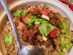 -老滇山寨•云南特色菜•地方菜•民族风情歌舞表演(金碧店)