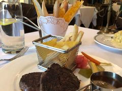 -成桂西餐厅·42年的味道(五大道疙瘩楼店)