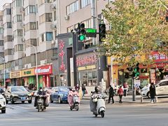 -方中山胡辣汤(顺河路店)