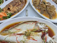 -丹水桥地锅鱼·翘嘴鲌·地方特色全鱼宴(丹江口大坝店)