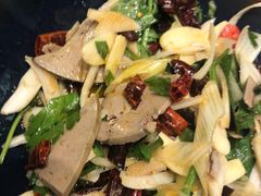 -丁里羊肉小镇(天鹅湖总店)
