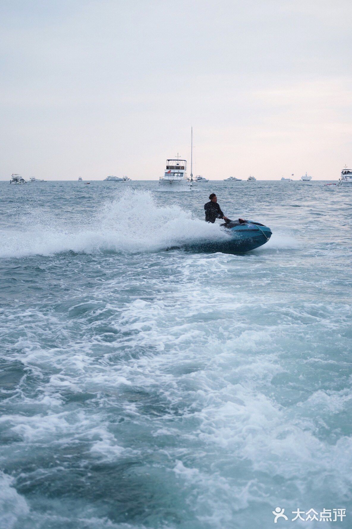 行船15min到海中心