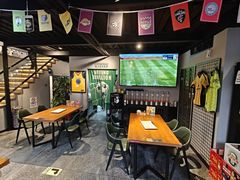 -京狮炙燥·精酿烧烤(首经贸店)
