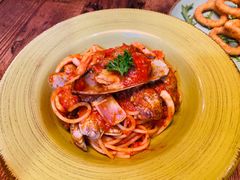 -SISTERS BAR RESTAURANT川意酒馆(嘉善老市H楼店)