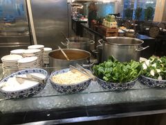 -圣丰索菲特·2 On 988 Café 自助餐厅