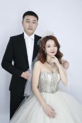 -梦摄影少女写真馆(麦凯乐国际公寓A座店)