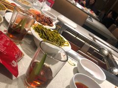 -海底捞火锅鲜切牛肉主题店(长寿路店)