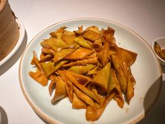 油焖野山笋-翡翠江南(国贸商城店)
