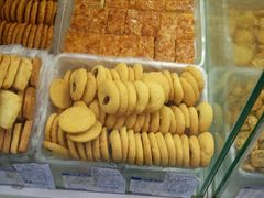 -红房子西点(汇联商厦天钥桥路店)