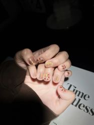 -Pink You美甲洗眉纹绣定制中心