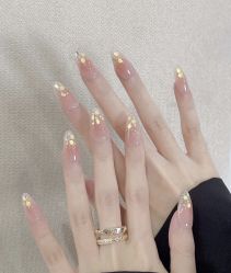 -桃色美甲沙龙