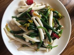 丝瓜拌菌菇-大队长大灶鹅