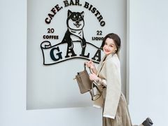 -ZAZA.CAFE.BAR