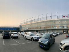 -健龙森俱乐部·游泳·健身·羽毛球综合体育馆