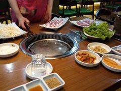 -豚豚猪村烤肉·韩国烤肉(总店)