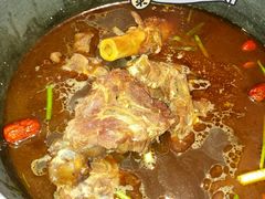 -亿诣蝎府炸酱面羊蝎子火锅(酷车小镇店)