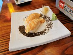 火炙焦糖三文鱼手握-坂吉屋·居酒屋深夜食堂(龙湖店)