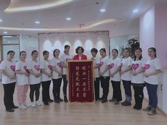 -爱月宝月嫂·育儿嫂(哈尔滨总店)