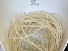 -毛辣果·贵州红酸汤牛肉火锅(西单店)