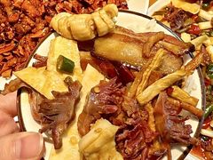 -小三峡食府(西五路店)