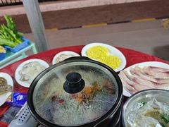 -花苑美食横琴生蚝火锅(拱北粤华路店)