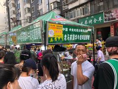 -正宁路小吃夜市