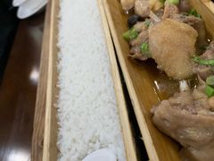 -胡须哥网红竹筒菜