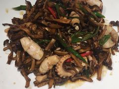 蟹味菇双鱿-二十八里太湖船菜(吉祥路店)