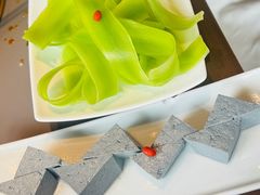 -三只耳冷锅鱼火锅(玉林店)