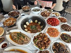 -丹水桥地锅鱼·翘嘴鲌·地方特色全鱼宴(丹江口大坝店)