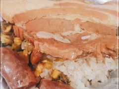 -梁阿婆廿年老牌扣肉糯米饭