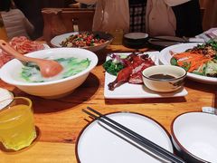 -老滇山寨•云南特色菜•地方菜•民族风情歌舞表演(金碧店)