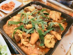 香辣米肠-Myth猪蹄(明洞店)