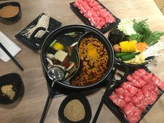 -呷哺呷哺(新世界百货望京店)